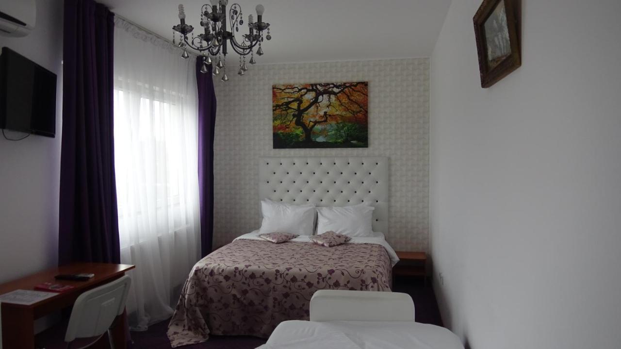 Iris Boutique Therme & Bucharest Otopeni Airport Eksteriør billede