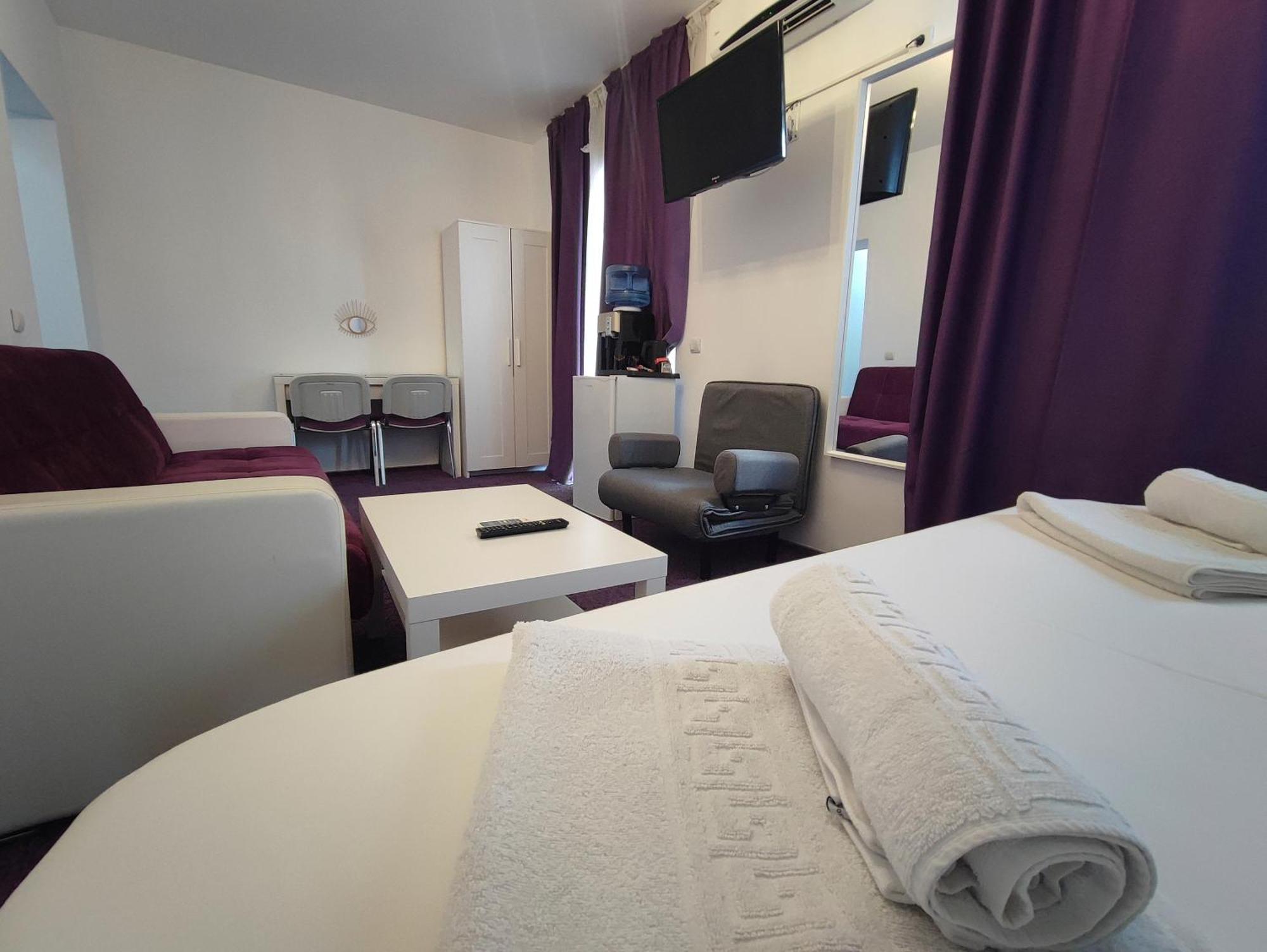 Iris Boutique Therme & Bucharest Otopeni Airport Eksteriør billede