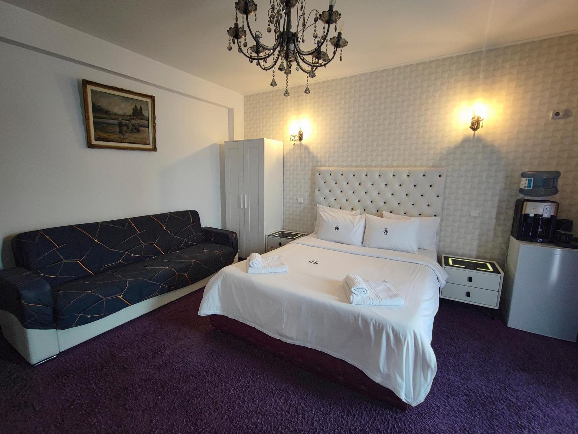 Iris Boutique Therme & Bucharest Otopeni Airport Eksteriør billede