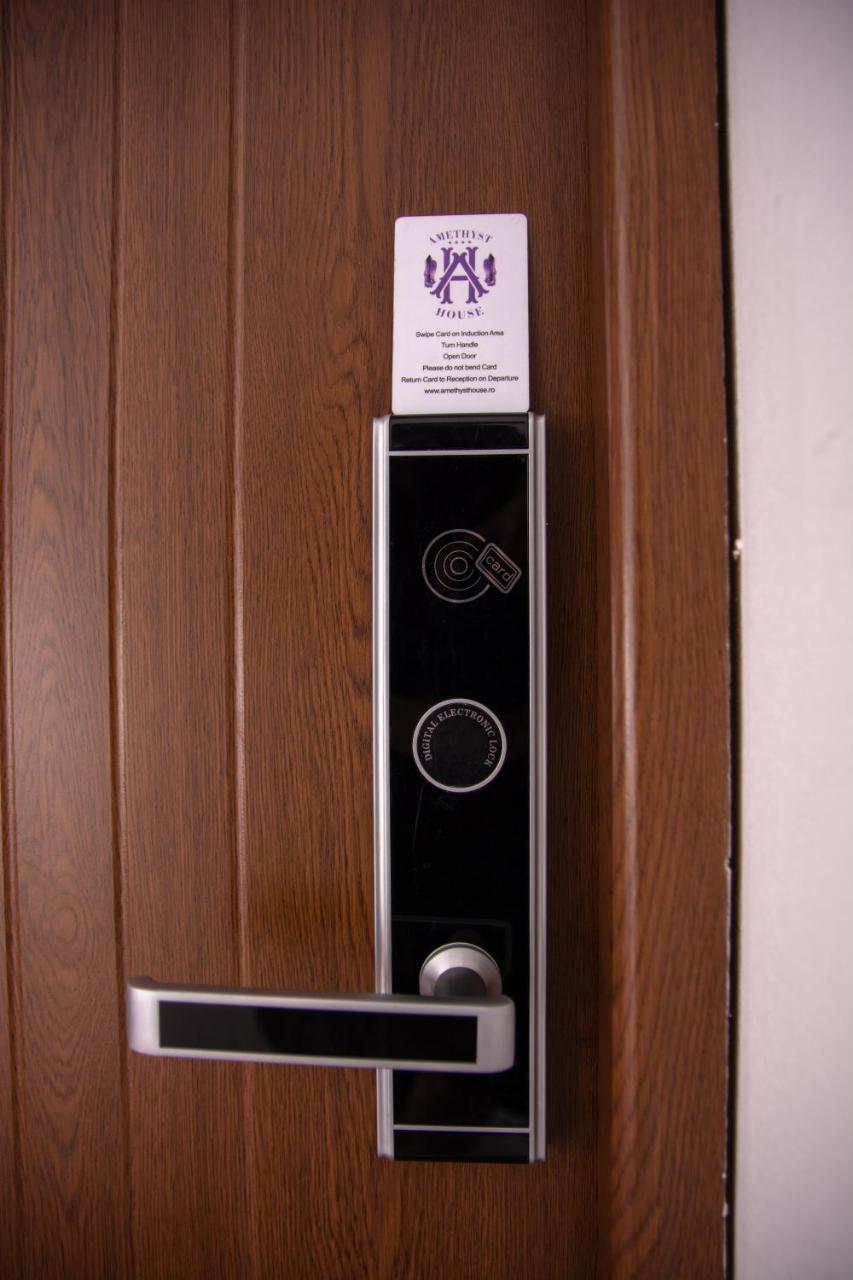Iris Boutique Therme & Bucharest Otopeni Airport Eksteriør billede