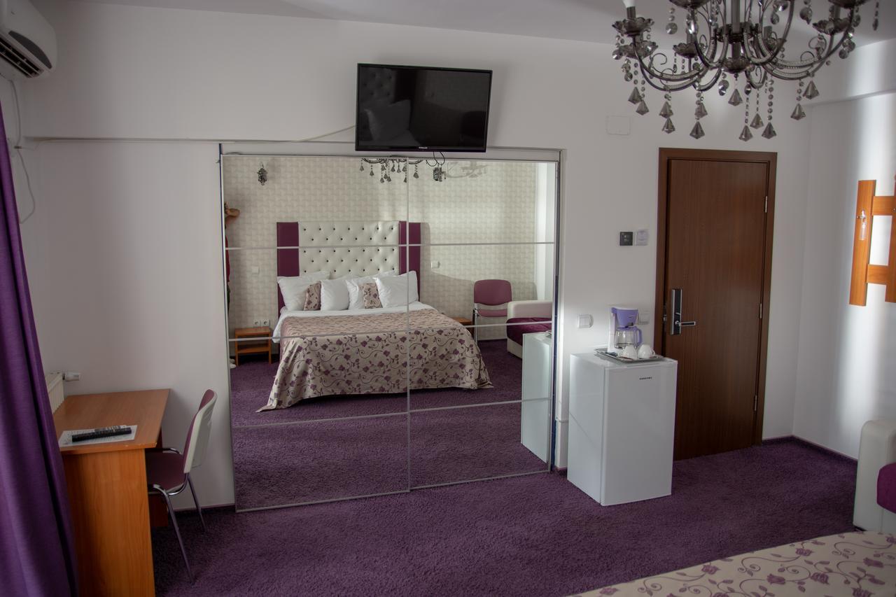 Iris Boutique Therme & Bucharest Otopeni Airport Eksteriør billede